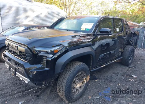 2025 Toyota Tacoma Hybrid Trailhunter from USA, damaged, VIN 3TYLC5LN0ST039894